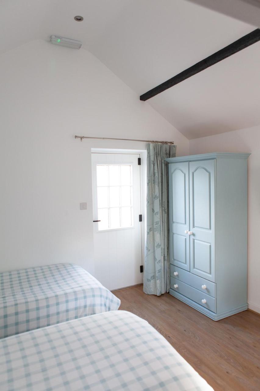 Elm Cottage Touring Park Whitegate  Zewnętrze zdjęcie